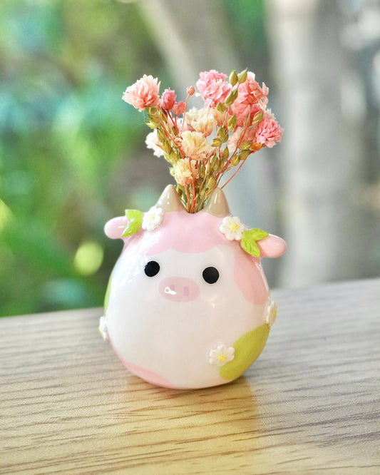 Bloom Cow | Chonky Animal Desk Friends | Clay Figurine | Mini Bud Vase